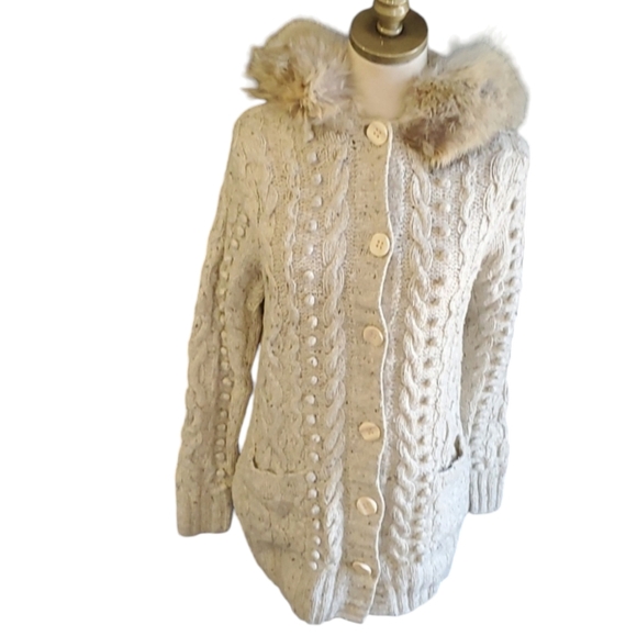 J.crew hand knit ivory cream button  removable fur  hood sweater  size M - Picture 1 of 15